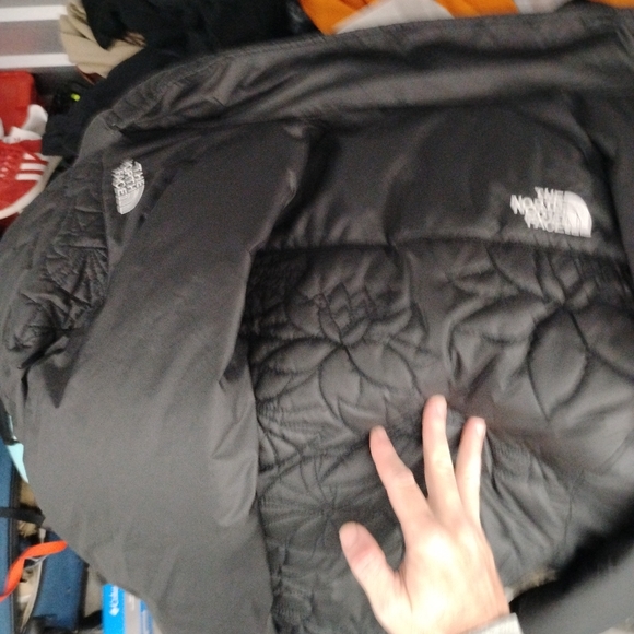 Women's North face down/ puffer jacket - Picture 6 of 8